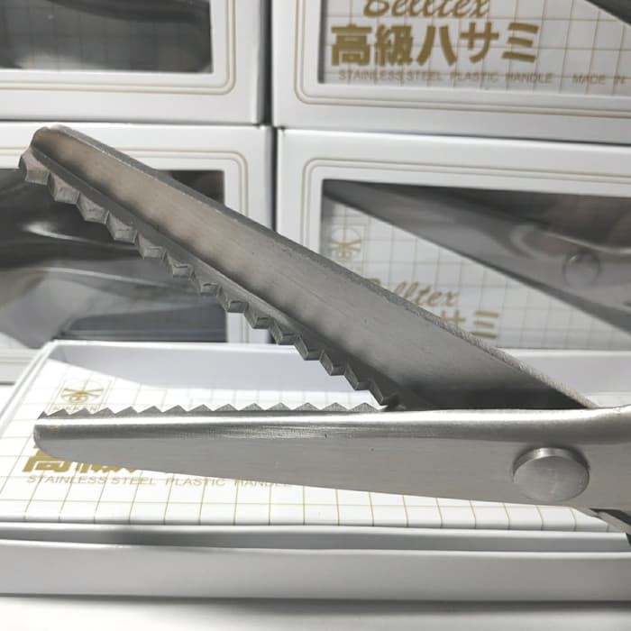 

Gunting Zigzag 9" - 230 mm Stainless Steel Plastic Handle Polos