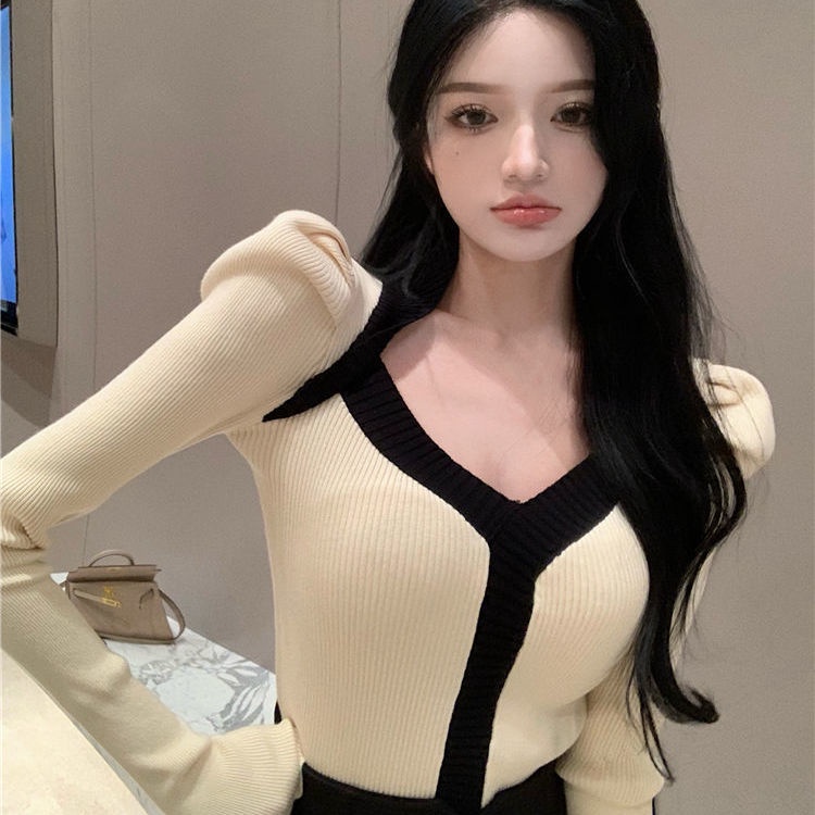 2021 Musim Dingin Baru Versi Korea Slim Sweater Wanita Desain Rasa Niche Rajutan Bagian Dalam Atas B