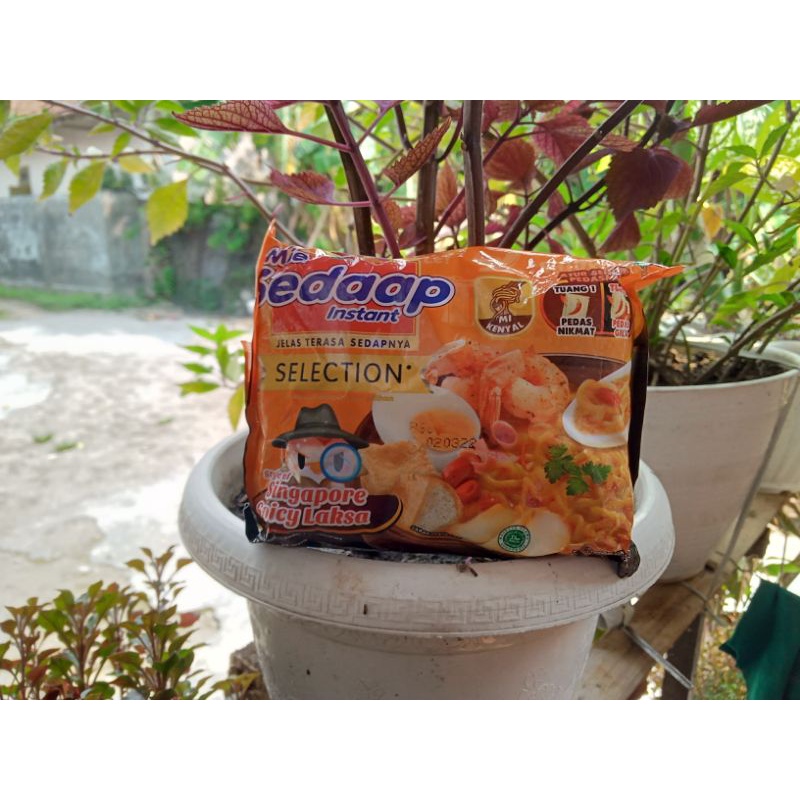 

MIE SEDAAP SINGAPORE SPICY LAKSA||READY|TERBATAS!!