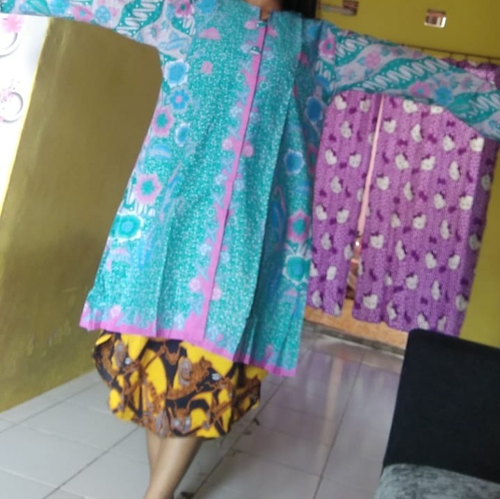 Terlaris Serut Genes Jelita Tunic Navbor Yelbor Whitbor Creambor Tunik Batik Modern Hrb030 Dolbi Dob