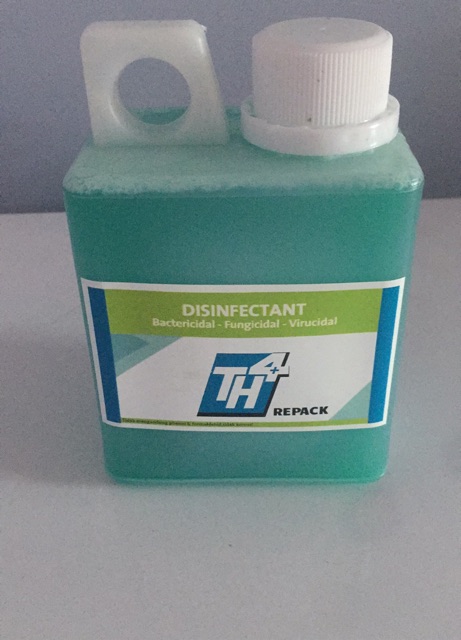 Cairan TH4 Desinfektan 500Ml