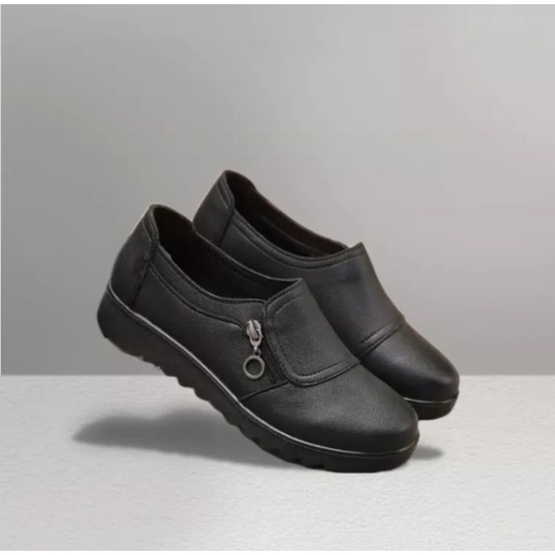 Sepatu Wanita Loafers Slip On Terbaru Sepatu Wanita Fashion Wanita Sepatu kerja Sepatu Wanita Terbaru Sepatu Wanita Hitam Sepatu Loafers wanita Loafers wanita hitam-1