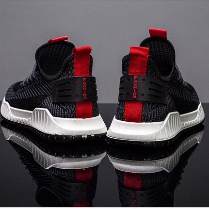 Sepatu Sneakers Pria Casual Sporty - J66