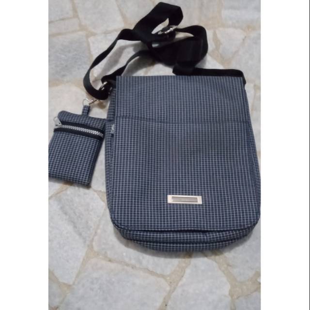 Tas selempang fenneli