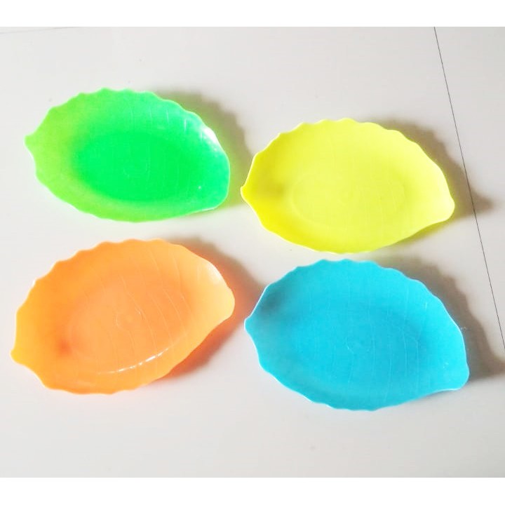 PIRING SAJI MODEL DAUN BAHAN PLASTIK