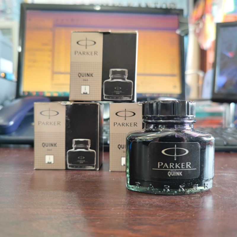 Tinta Cair Parker khusus Fountain Pen Parker Quink warna hitam Original