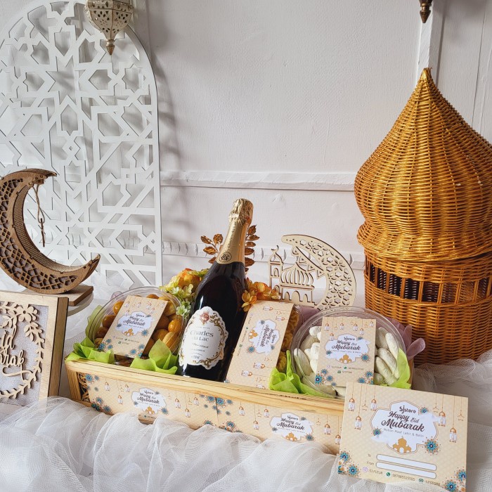 

Paket box hampers lebaran parcel idul fitri ramadhan kue kering 02 - Sparkling juice