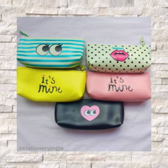 

PENCILCASE FUNGKY / LIPS