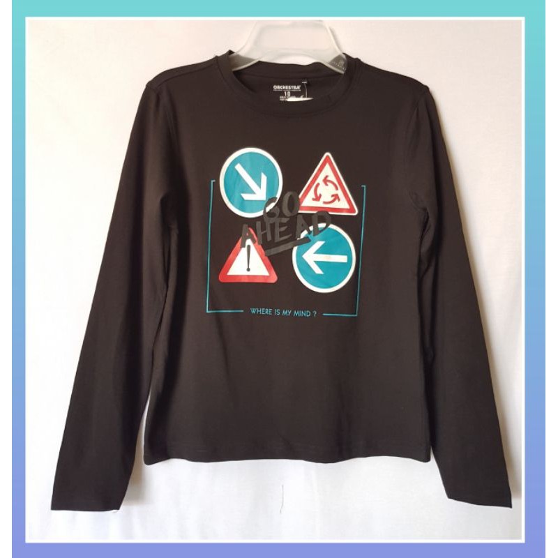 Kaos anak laki-laki hitam