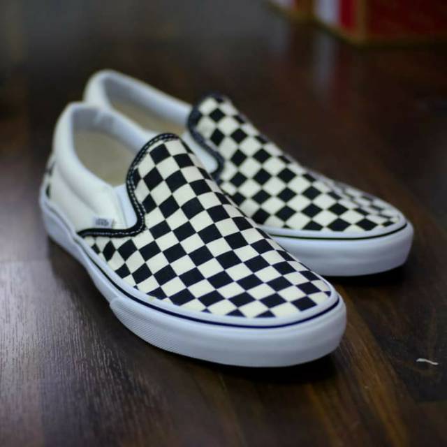 Sepatu Vans Slip On CheckerBoard (original)