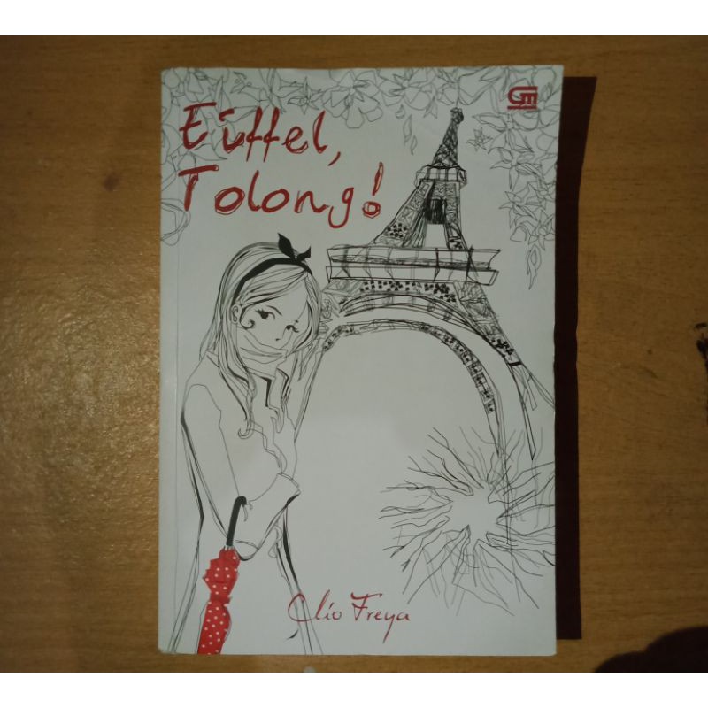 Novel "eiffel tolong" by Clio Freya
