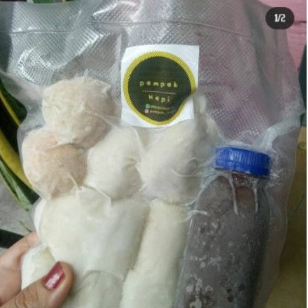 

Pempek Palembang Paket isi 10pcs | Pempek Tenggiri | Pempek Hepi | Asli Palembang