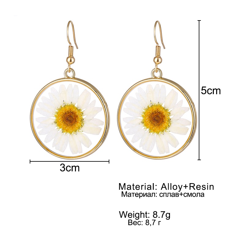 Anting Drop Bentuk Bunga Daisy Kering Bahan Resin Transparan Gaya Bohemian Untuk Wanita