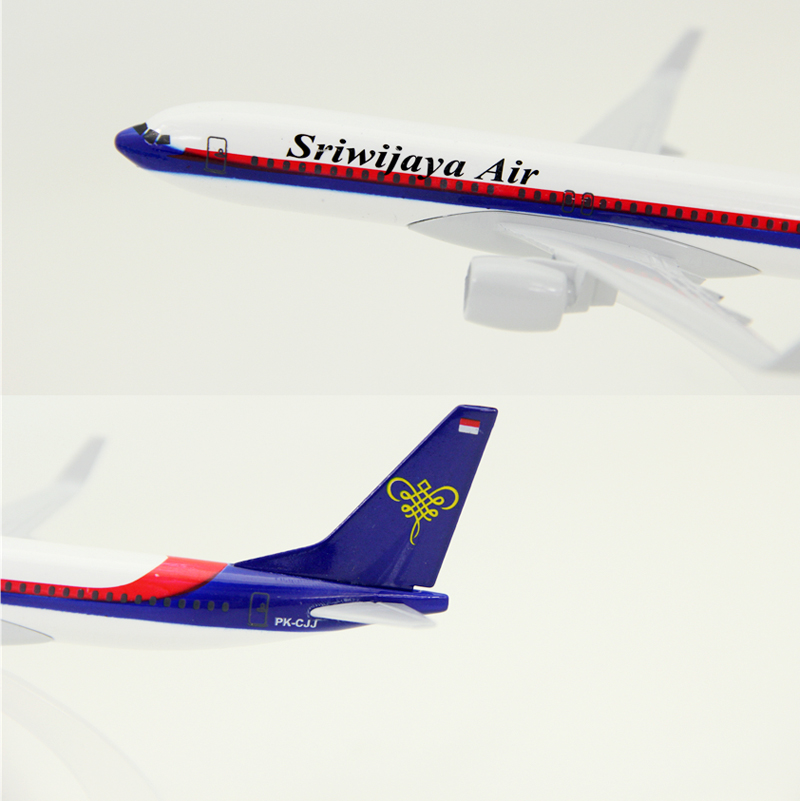 Srivijaya Air B737 Model Pesawat Indonesia Boeing737 Die Cast Metal Plane Model Pesawat Mainan 16CM