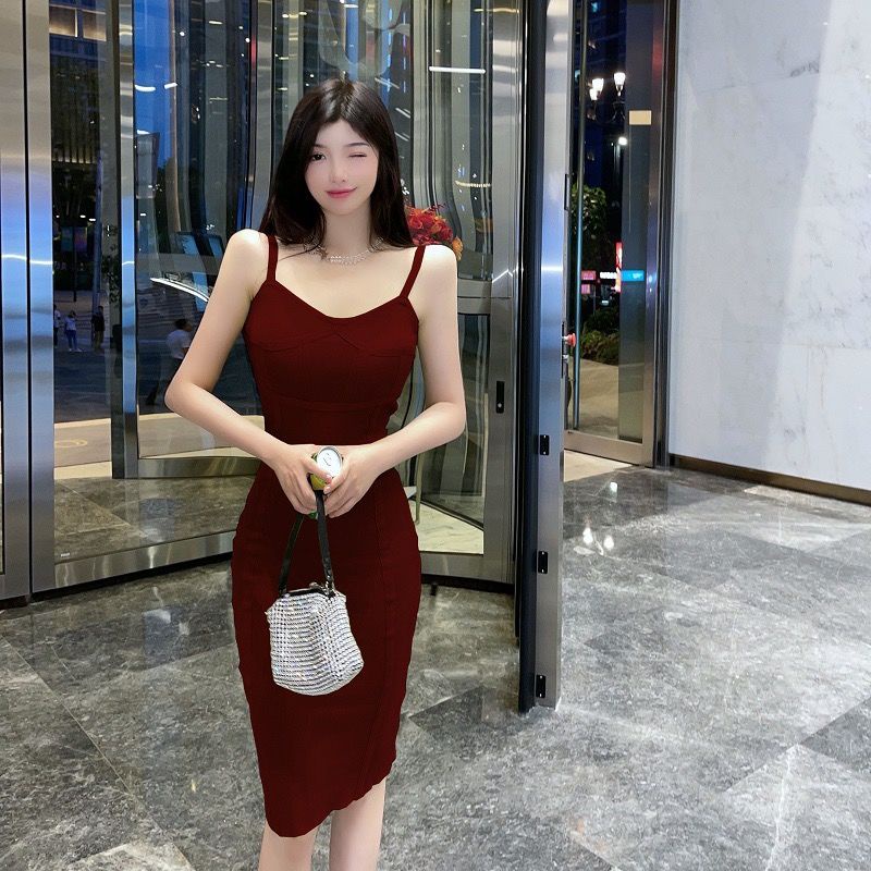 Suhao Pure Desire Knit Baju Tanpa Lengan Musim Panas Baru Rok Midi Rok Kurus Lembut dan Seksi