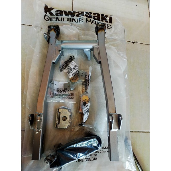 arm arem swing arem Kaze pnp cb begel panjang sapitan Kaze cb gl 100 ori Kawasaki set sapitan arm PN