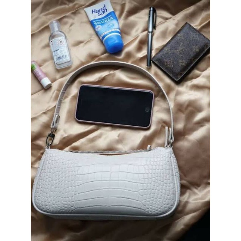 Tas Bahu Wanita Korea Bahan Croco Model Simple Elegan Tahan Air Shoulder Bag Wanita Korea Sling Bag Wanita Korea Tote Bag Simple Fashion Wanita Tas Make Up Wanita Tas Kondangan Wanita Pounch Make Up Tas Pesta Wanita Tas Artis Tiktok