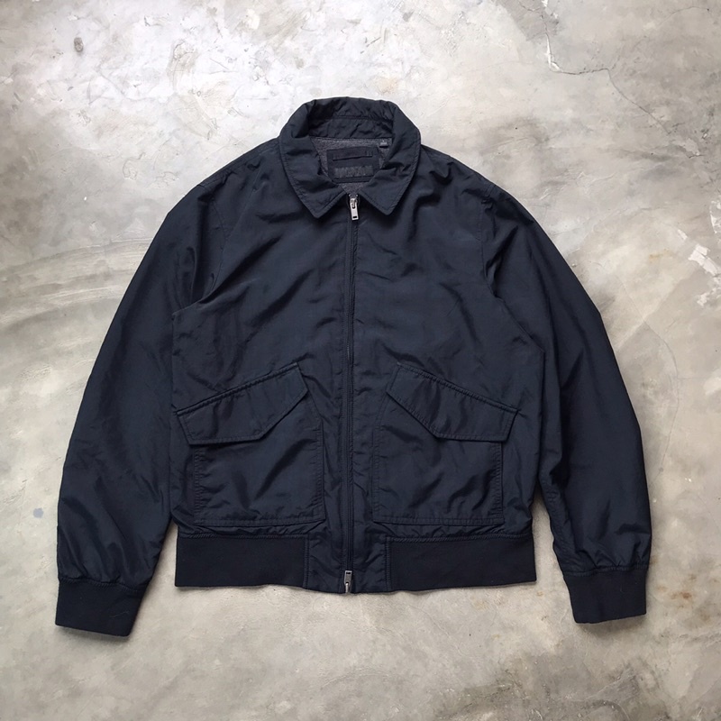 Uniqlo CWU Flight jacket / jaket pilot military bomber ma-1