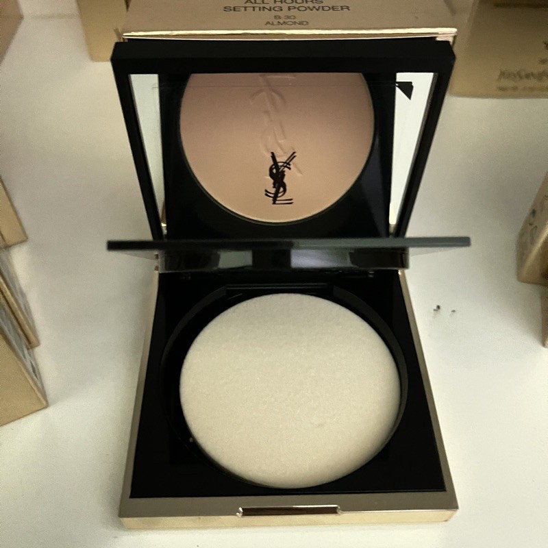 YSL (Yves Saint Laurent) All Hours Setting Powder Compact