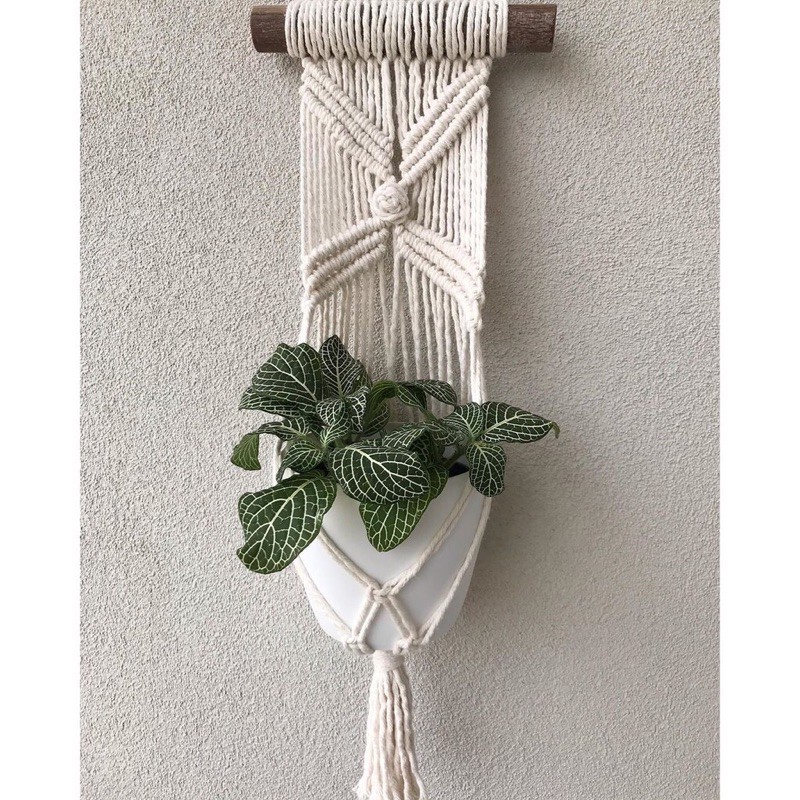 Macrame plant hanger / MPH004 / gantungan pot