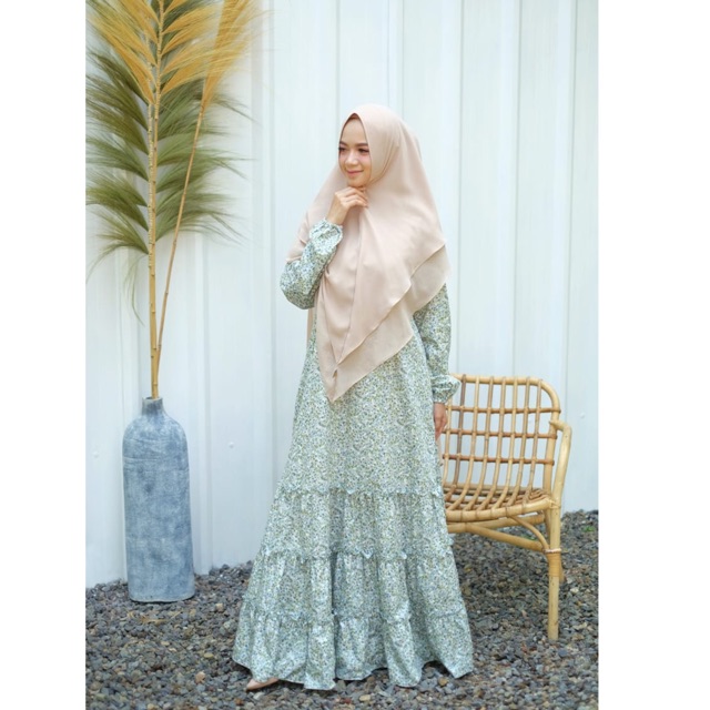 DIANA series dress by@sofiamairaofficial