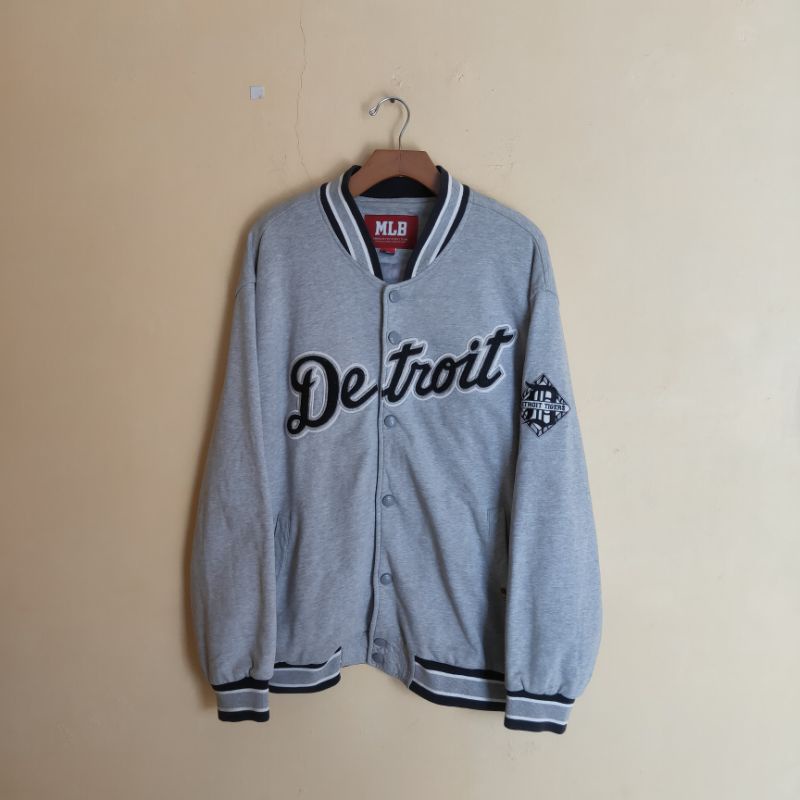 Varsity MLB Detroit