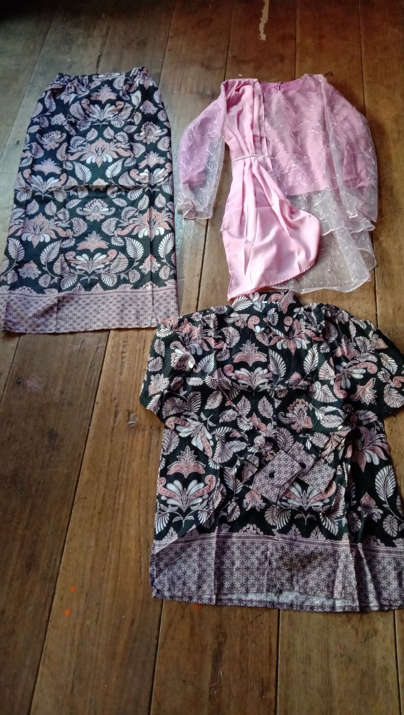 Maura Couple - Sania Ruffle Batik Couple Ori Ndoro Jowi Dnt Garansi Termurah Shopee - Batik Couple