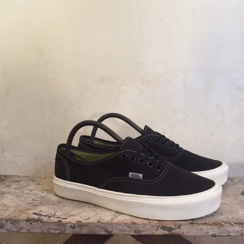 Vans LXVI Authentic Lite Black White