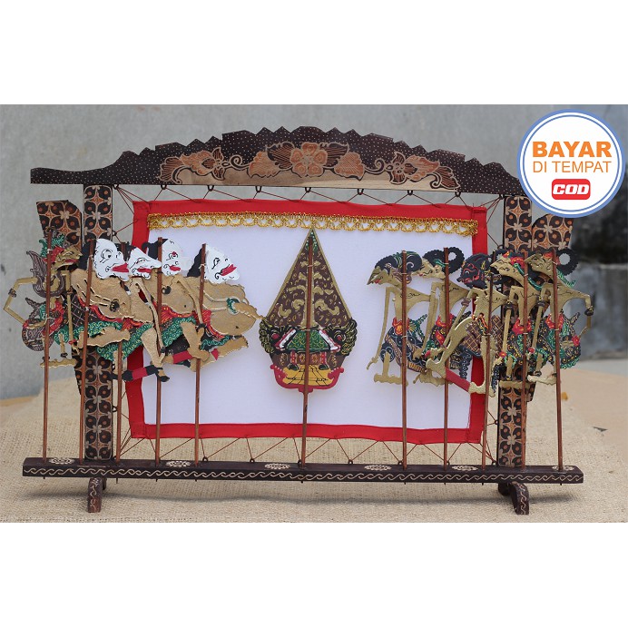 Miniatur Pagelaran Wayang Kulit Halus - 1 Set Motif Batik