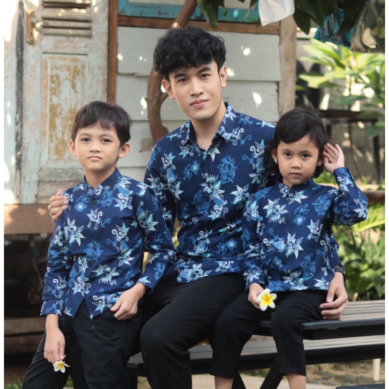 Batik Couple Ayah Dan Anak Slimfit Motif Casual Warna Biru &amp; Hitam LBL 1881 &amp; 1882