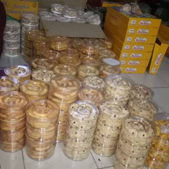 

Kue lebaran Lezat Gratis ongkir Sby & Sidoarjo