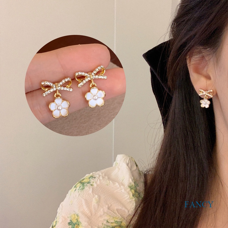Anting Tusuk Gantung Wanita Desain Geometri Hias Mutiara Gaya Korea Untuk Hadiah 2022