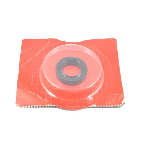 

OIL SEAL 16X26X6 91212K44V01 xo2