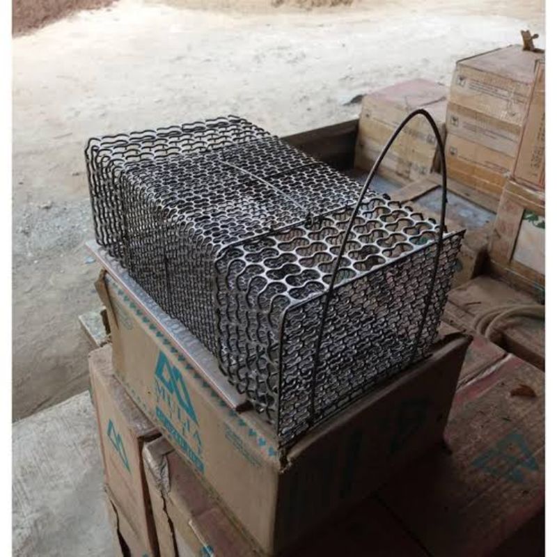 Perangkap tikus / jebakan tikus bahan besi kuat