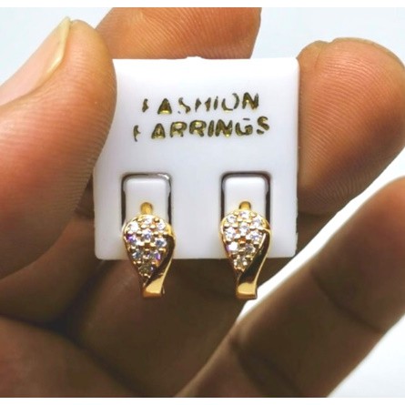 Anting wanita//anting jepit //anting permata// anting klip//perhiasan //anting