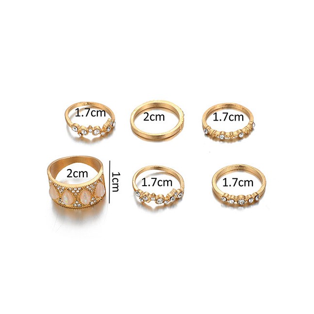 LRC Cincin Set Fashion Golden Drop-shaped Wide-edged Alloy Ring Set K00646