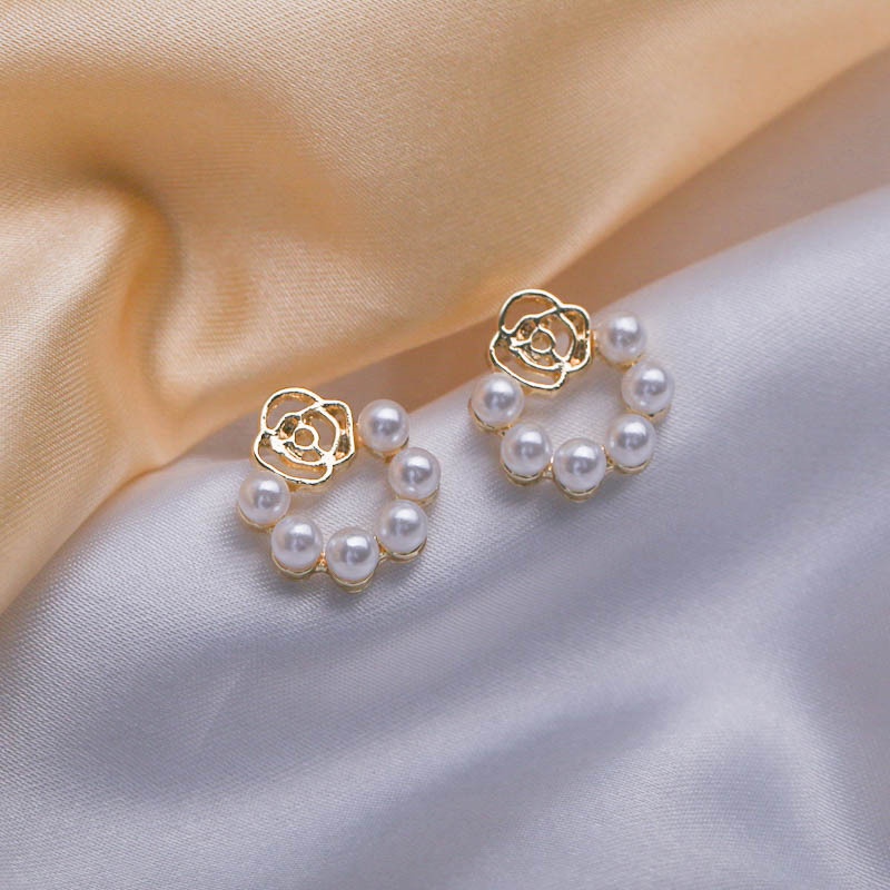 Elegan mutiara mawar stud anting-anting untuk wanita sederhana dan kompak all-match anting-anting te