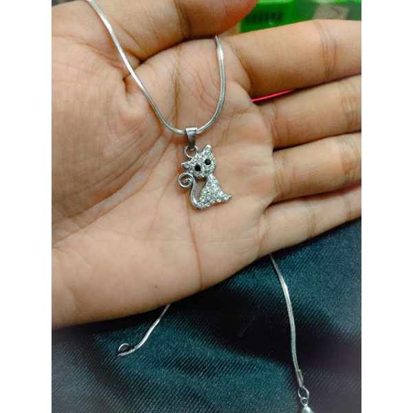 kalung liontin titanium model kucing lucu untuk wanita