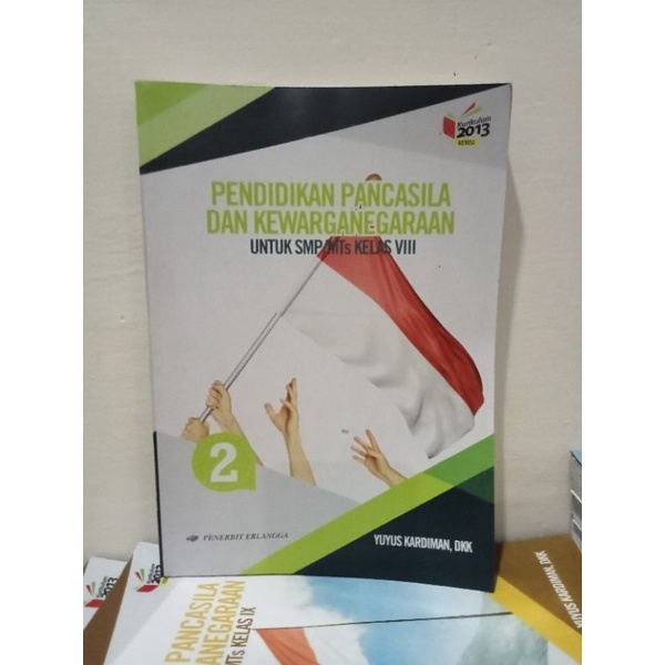 buku PPKn kelas 8 SMP Erlangga