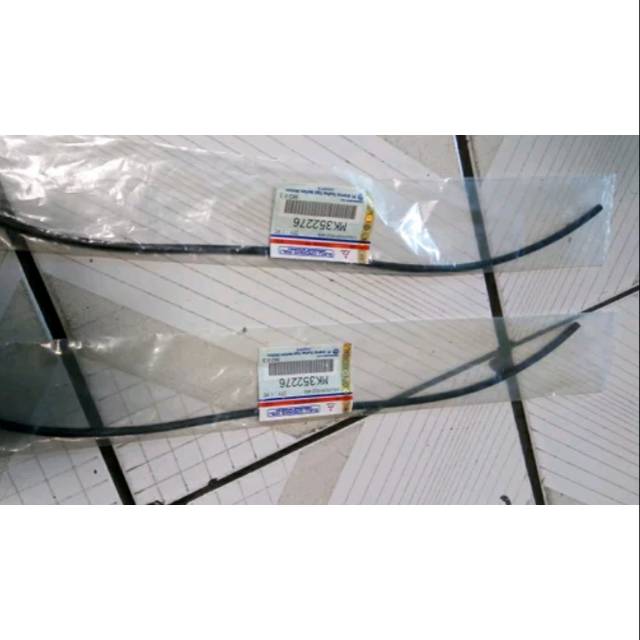 Slang nozzel wiper selang nosel wiper canter ps110&ps125 ori