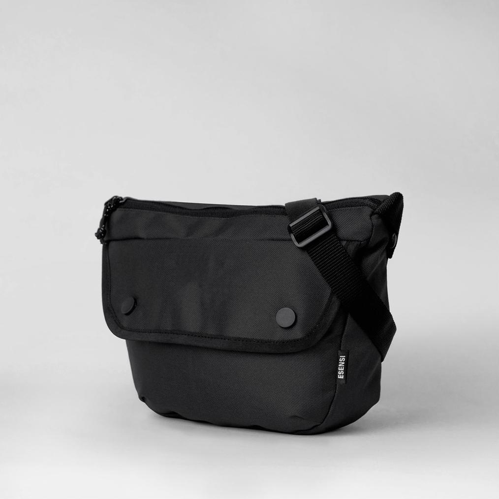 Esensi Tas Selempang Pria Wanita Sling Bag Zelo Original