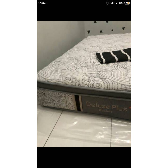 Kasur springbed Central Deluxe Plus Pocket Springs