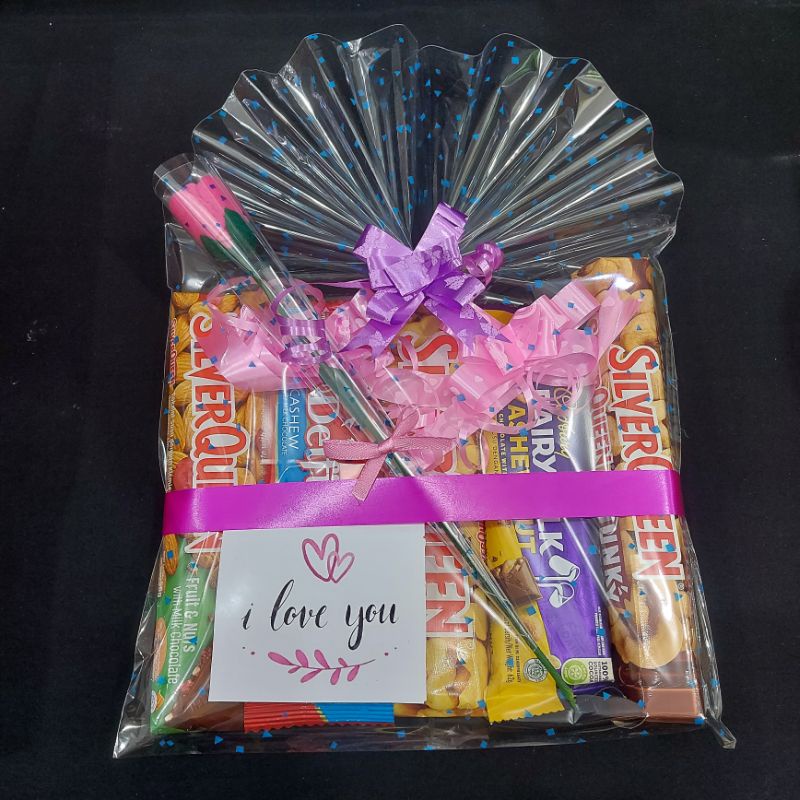 hampers snack kado bingkisan hadiah parcel coklat valentine #