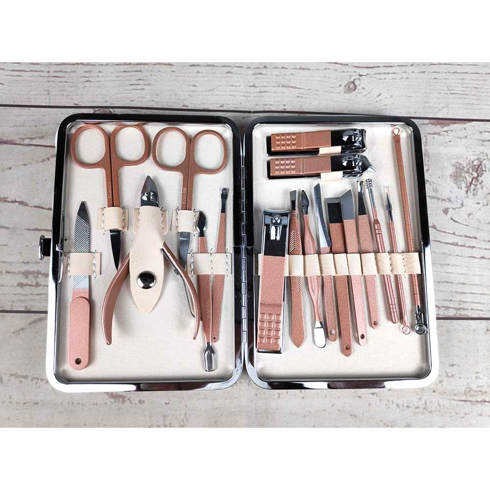 Nail Art Set Gunting Kuku Manicure Pedicure 18 PCS / Paket Alat Set Gunting Potong Pemotong Kuku Lurus Lancip Miring Jempol Kaki Portabel Portable Lengkap Karakter Anti Cantengan Centengan Dewasa Tajam Stainless Dan Korek Kuping Full Set Nail Art Murah