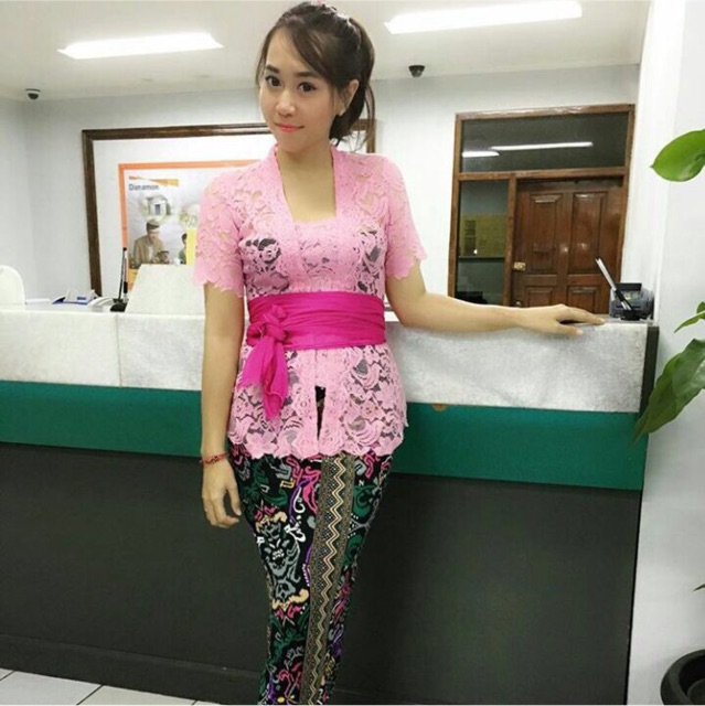 Set kebaya jadi kutubaru sofia