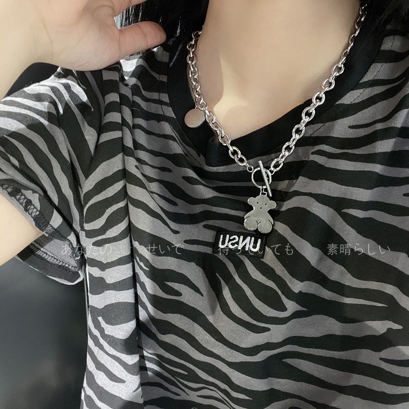 Titanium baja tidak memudar sederhana bear love kalung wanita in hip hop sweater rantai gaya Korea s