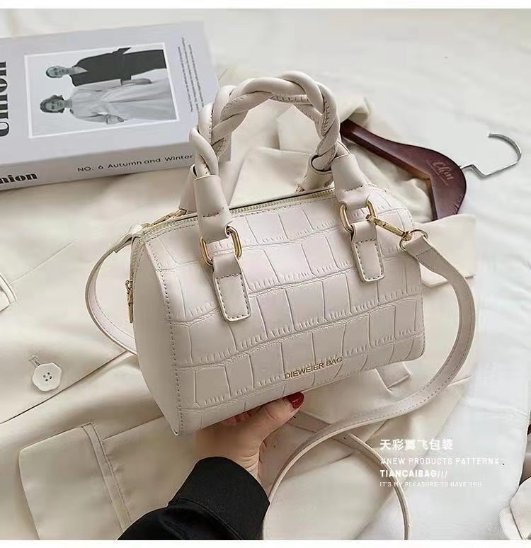 CN 95100 TAS SELEMPANG WANITA CROCO FASHION IMPORT  1KG MUAT 3PCS Z15910 DT910
