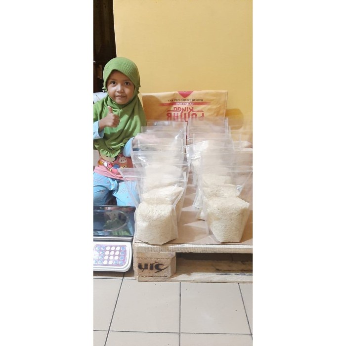 

540ffiepp Beras Basmati Creamy Sella Rice Repacking 1Kg 244Q40112