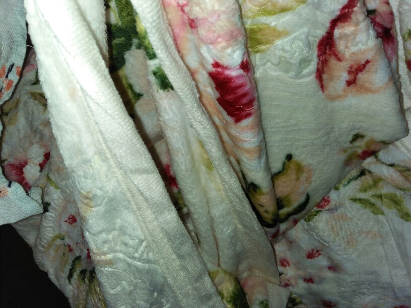 Selimut Bulu Elmore Ukuran 180 X 200