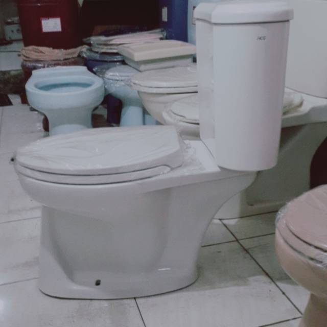 Closet duduk merek HCG